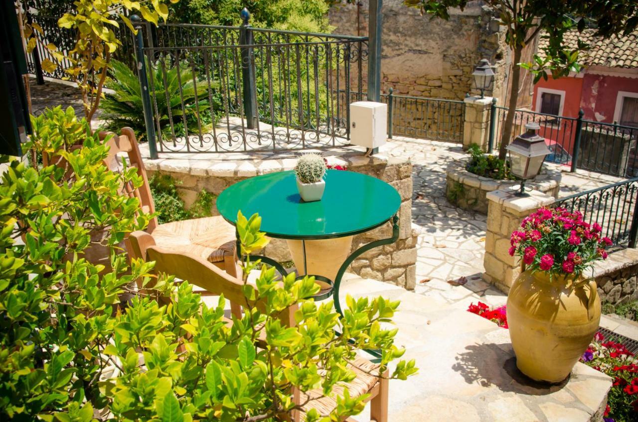 Villa Conte Rari Agios Gordios  Exterior foto